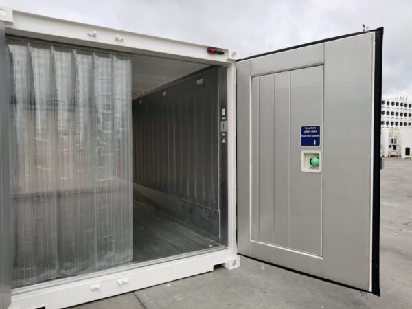 20ft-shipping-container-domestic-reefer-white-new-front-open-pvc-strip-curtain.jpg 20 Fuß Neu Kühlcontainer Sonderausstattung