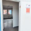 20ft-shipping-container-office-white-blue-used-open-door-inside-scaled-1-1200x800-1.jpg Neuer 20-Fuß-Bürocontainer