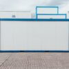 20ft-shipping-container-office-white-blue-used-side-scaled-1-1200x800-1.jpg Gebrauchter 20-Fuß Bürocontainer