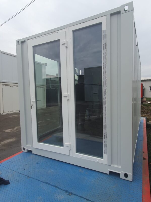 (2) 15-Fuß Eventcontainer (Glascontainer)