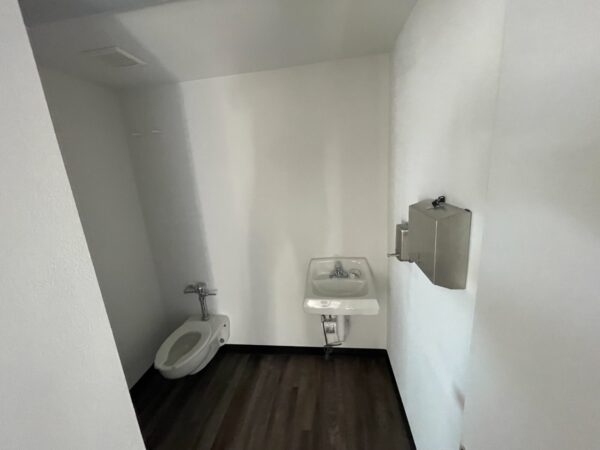 40-Fuß-Bürocontainer mit WC