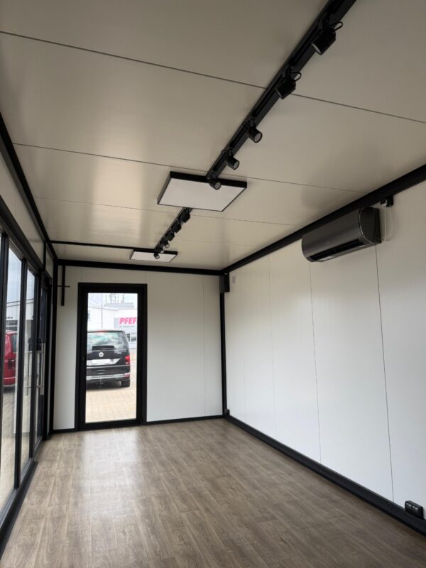 Neuer Bürocontainer 9 x 3 m