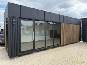 5 Neuer Bürocontainer 9 x 3 m