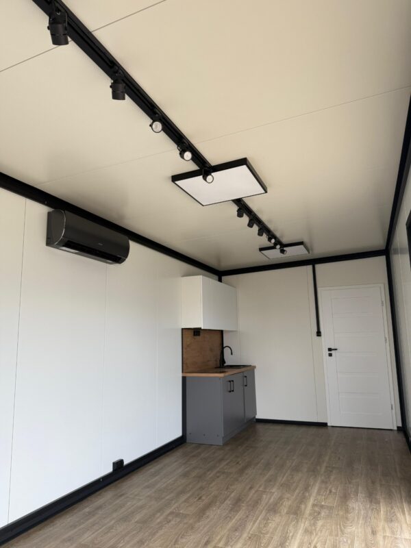 Neuer Bürocontainer 9 x 3 m