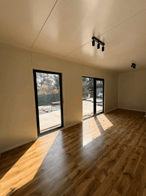 4 Bürocontainer 7x3m kaufen | Isoliert & modern
