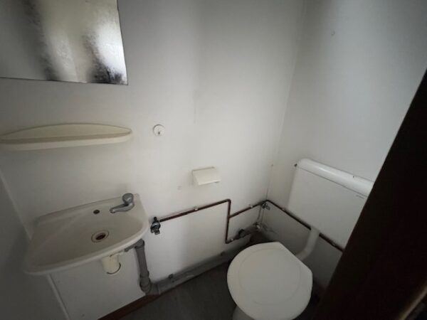 4161973476 Gebrauchter Bürocontainer 8x3 m mit WC, Küchenzeile & Eingang